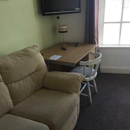 Gateway Lodge Cleckheaton Esterno foto