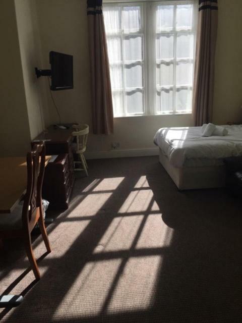 Gateway Lodge Cleckheaton Esterno foto