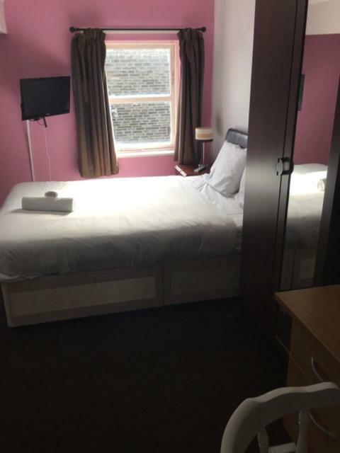 Gateway Lodge Cleckheaton Esterno foto