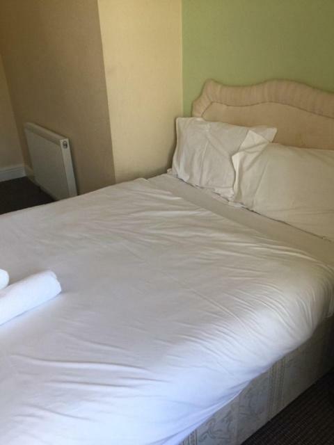 Gateway Lodge Cleckheaton Esterno foto